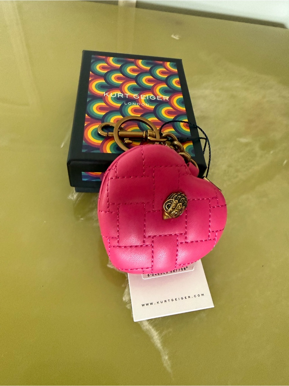 Kurt Geiger Pink Quilted Heart Key mirror Charm - Picture 5 of 5